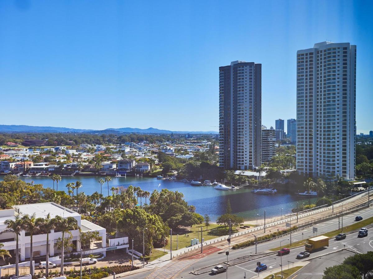 Serain Residences On Surfers Gold Coast Bagian luar foto