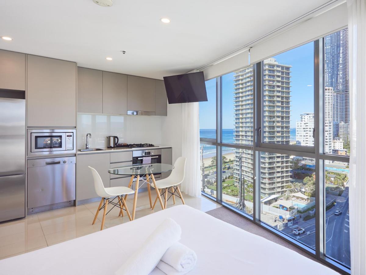 Serain Residences On Surfers Gold Coast Bagian luar foto