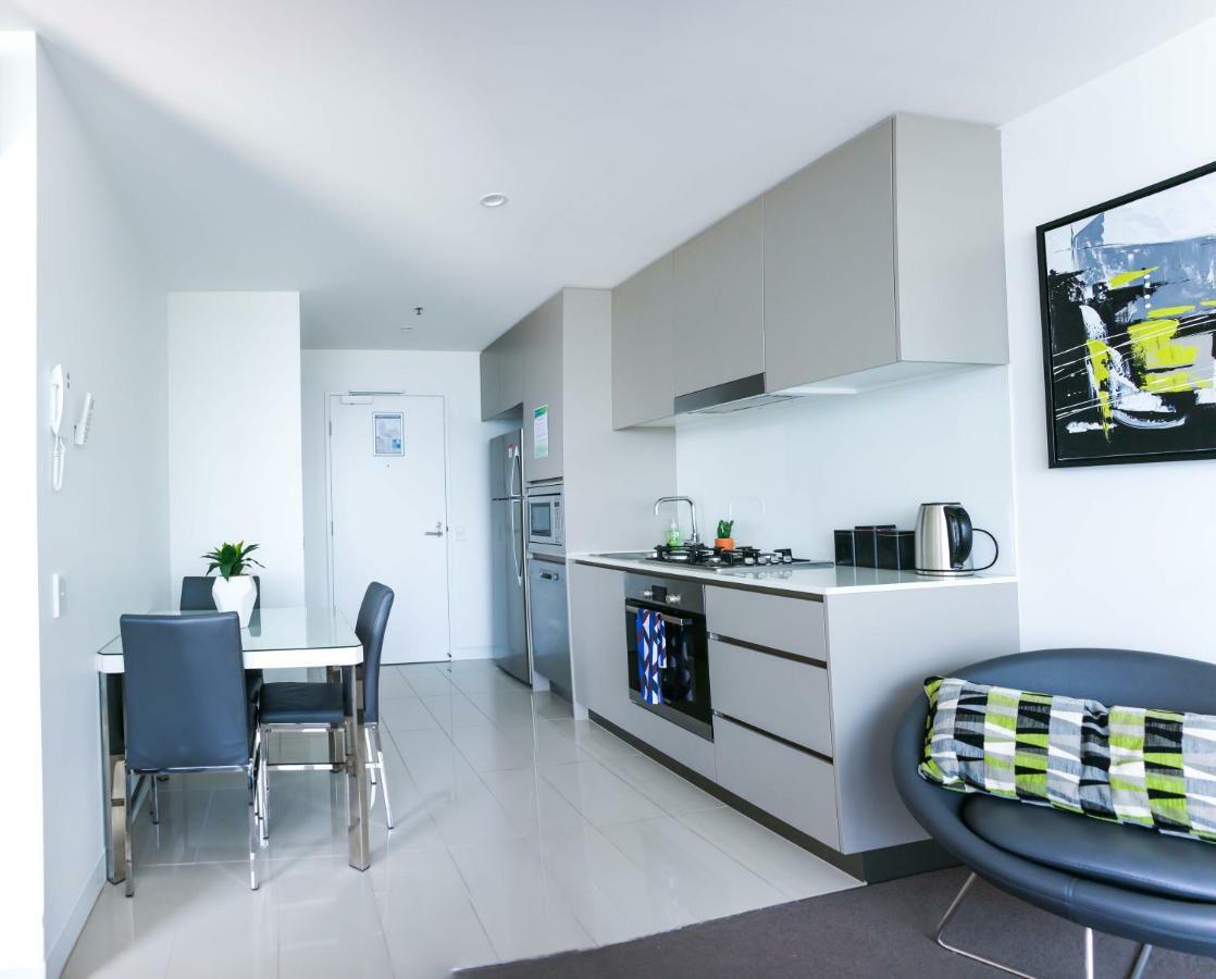Serain Residences On Surfers Gold Coast Bagian luar foto