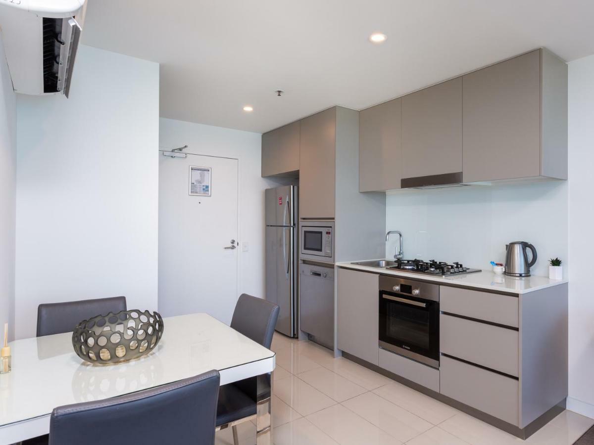 Serain Residences On Surfers Gold Coast Bagian luar foto
