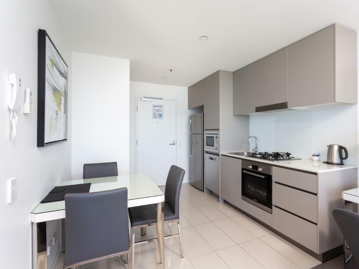 Serain Residences On Surfers Gold Coast Bagian luar foto