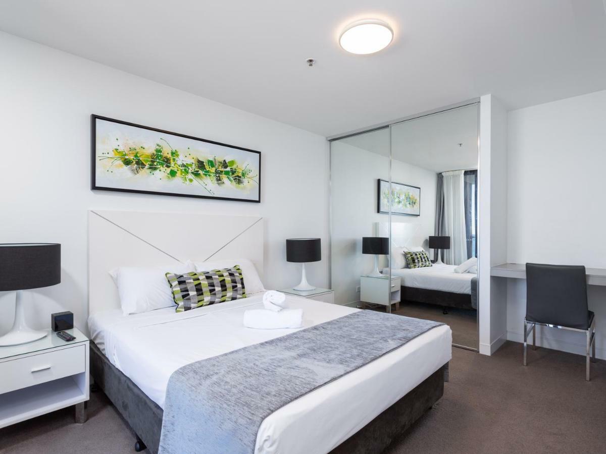 Serain Residences On Surfers Gold Coast Bagian luar foto